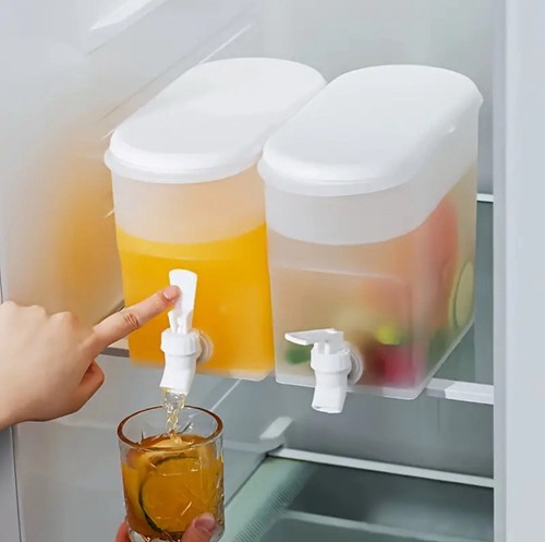 Jug with tap cold water - tap,